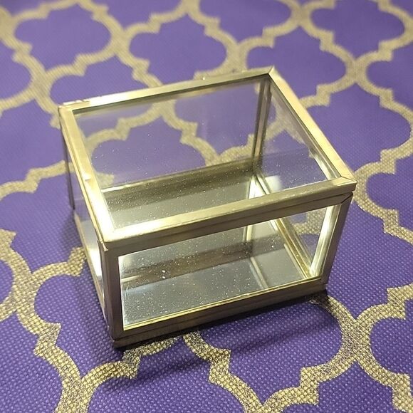 Ettika Gold Mini Ring Box - Picture 3 of 7